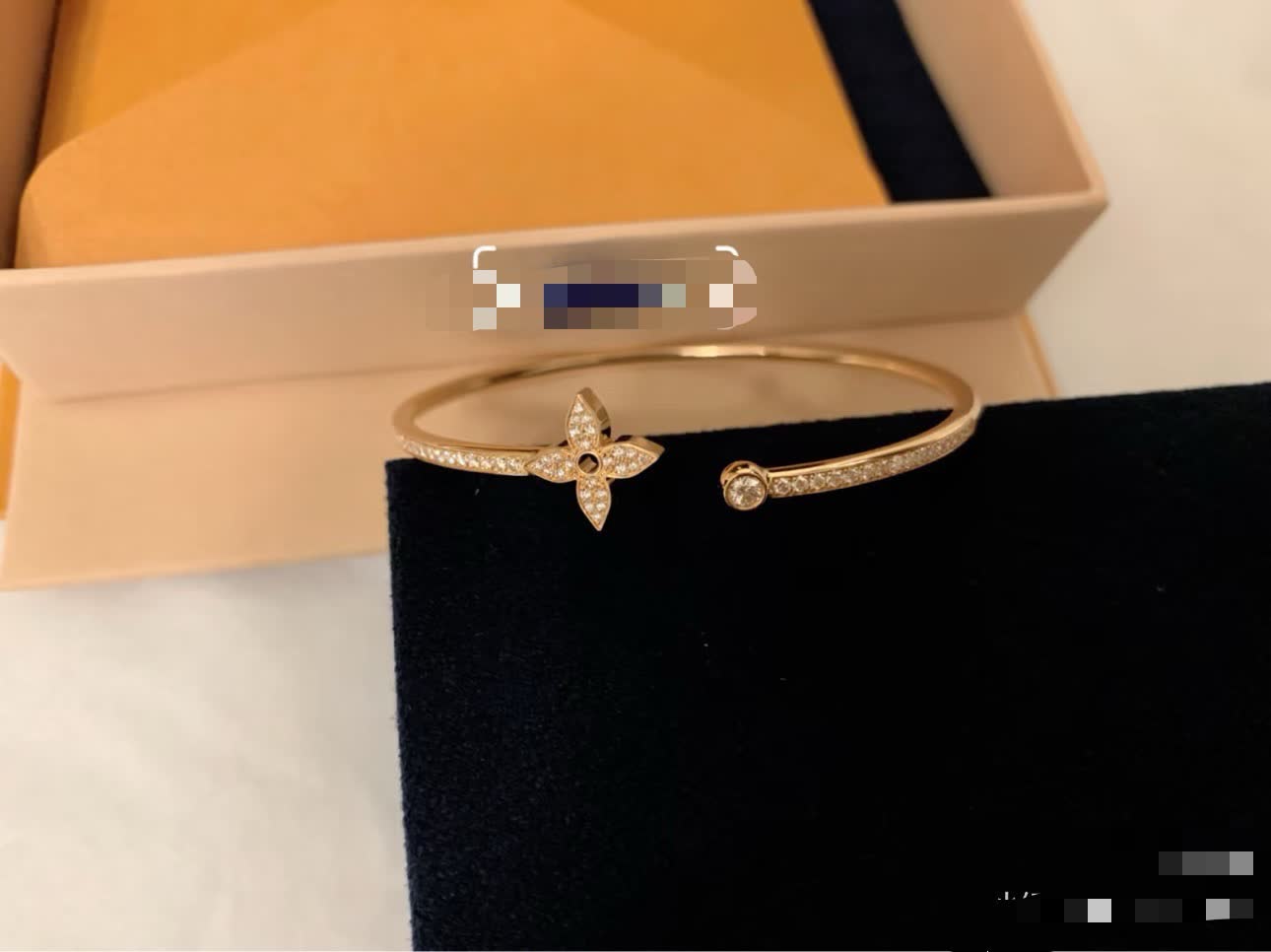 Louis Vuitton Elegant Rose Gold Diamond Bangle Bracelet